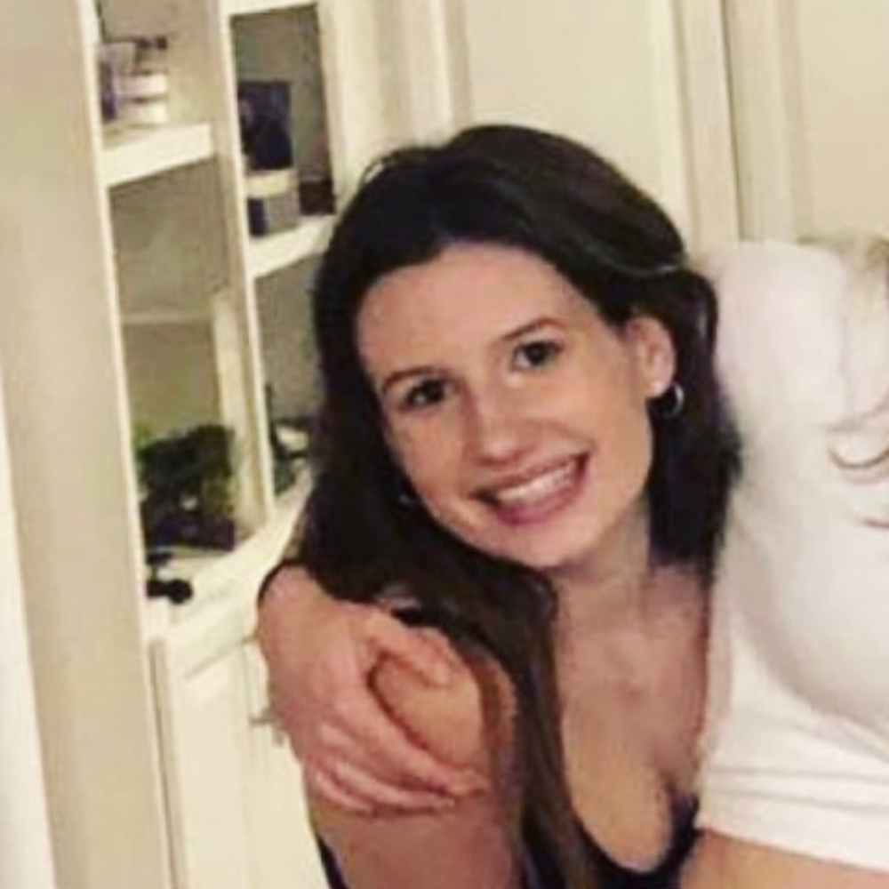 Meet your Posher, Oona